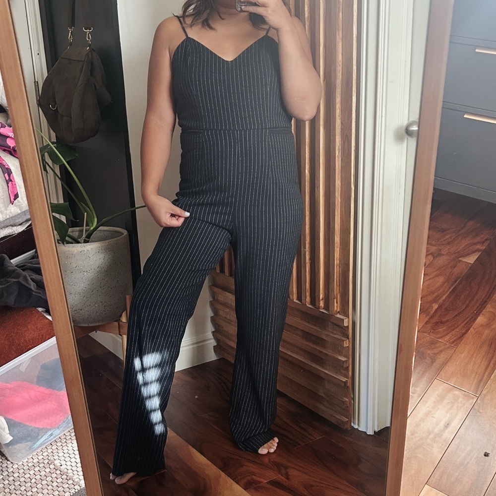 Anthropologie The Essential Pinstriped Jumpsuit. Size 4